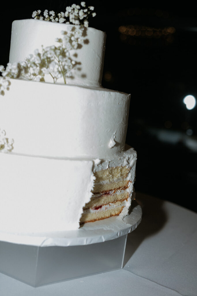 flash reception photos eaten wedding cake