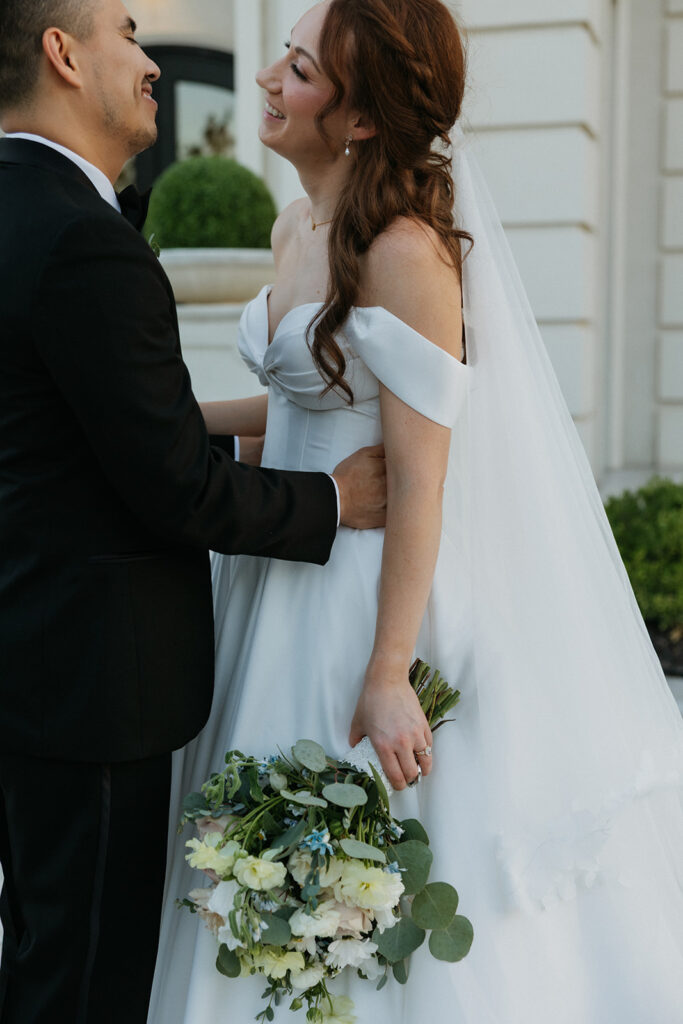 luxury wedding photos with a documentary style wedding photographer