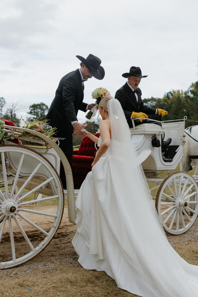A Refined Wedding Day at a Stunning Texas Wedding Venue in Mineola