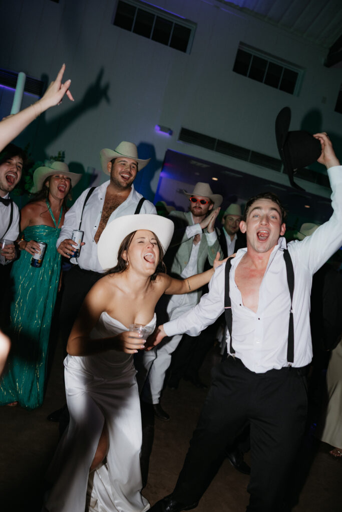 Wedding planning tips for everyone on the dance floor. 